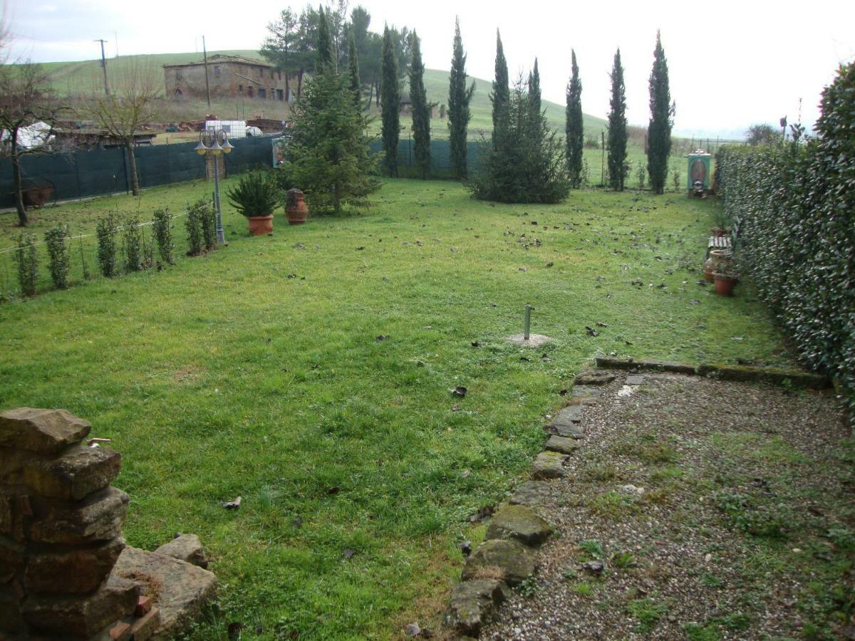 Agriturismo Podere Molino Peccioli Kültér fotó